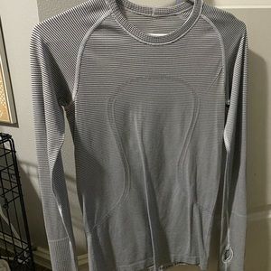 Lululemon Swiftly Tech long sleeve